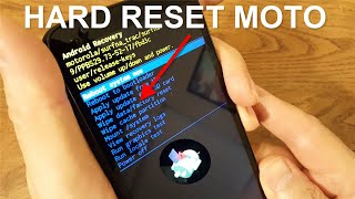 How to Hard Reset Motorola Moto Phones  Keep it Simple [upl. by Gorton]