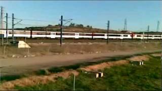 Renfe Regional Expres Nº 15041 cerca de Lleida [upl. by Decrem]