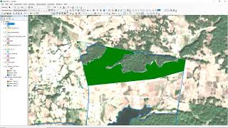 En corto ArcGis Edición de errores topoligicos islas en poligonos [upl. by Ahseka]