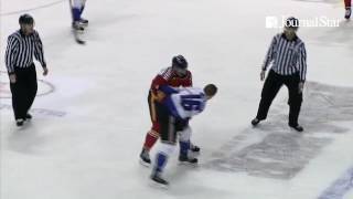 VIDEO Rivermen winger Alec Hagaman fights Knoxville winger Trever Hertz during Peorias 61 win at [upl. by Selena]