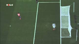 De snoeiharde penalty van Aránguiz  WK Voetbal 2014 [upl. by Ellicott]