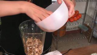 素菜班合桃花生糊 Walnuts and Peanuts Sweet Soup Dessert Veg Cooking with Leia [upl. by Nitaj66]