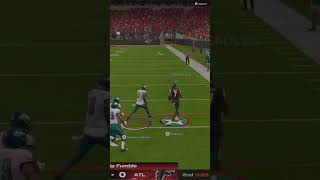 Well that’s one way to do it Bijan 😂 fumblerooski AtlantaFalcons RiseUp Madden25 [upl. by Amadus650]