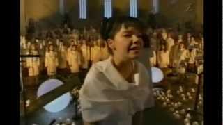 Björk  Anchor Song Live wThe Europe Choir [upl. by Vieva176]