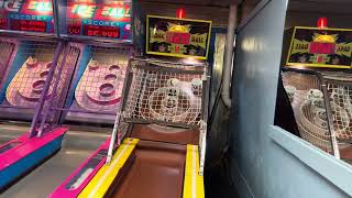 Skee ball inc 1989 skeeball Classic arcade at fun world [upl. by Inoliel925]