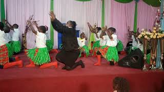 SUNDAY SCHOOL OLWANDA DANCE [upl. by Eaneg]