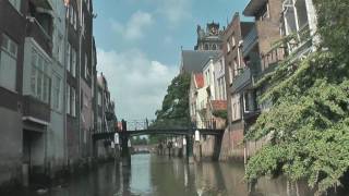 Rondvaart fluisterboot dordrecht the old streets and canals of dordrecht 2 dordtevaer [upl. by Irneh88]