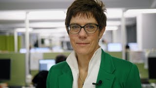 CDU Parteivorsitz Annegret KrampKarrenbauer quotIch habe gar keine Nebeneinkünftequot [upl. by Edeline]