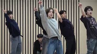 Trainee A Group dance performance Dadada  Original choreography Monthly evaluation [upl. by Willcox]