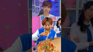 MESSY BOYS vs CLEAN GIRLS 🍕 REACT [upl. by Nahsad25]