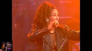 Selena  La Carcacha  Live En Vivo HD [upl. by Ogaitnas]