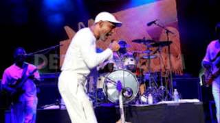 Frankie Beverly and Maze Summer Concert Philadelphia 2013 Part 3 Frankie  Home [upl. by Joe]