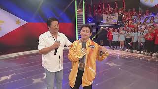 Willie Revillame binigyan ng jacket si Olympic DoubleGold Medalist Carlos Yulo [upl. by La Verne]