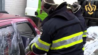 Een dag meedraaien met de 24 uurs dienst Brandweerpost sHertogenbosch [upl. by Pachston545]