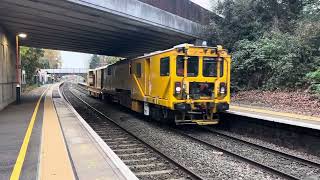 Stoneblower Passing Droitwich Spa with a 2 tone horn [upl. by Elaynad516]