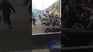 Parkir motor yang sangat ramai nature [upl. by Navinod370]