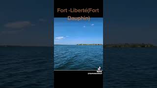 Bienvenue à Fort Liberté  Venez explorer le fort Dauphin [upl. by Dustan306]