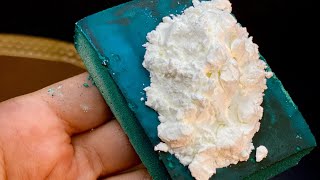 Asmr  ⚠️ squeak⚠️ gym chalk  baking soda  cornstarch [upl. by Marleen]