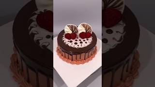 Chocolate cake design। whipped cream decoration with strawberry। cake shorts youtubeshorts [upl. by Gruver639]