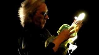 Eddie Jobson Wild Electric Violin Solo [upl. by Klos]