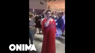 Fatmira Breçani  Kolazh kengesh live ne Itali [upl. by Adli637]