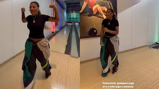 Ludmilla e Brunna Gonçalves jogando boliche 🎳 [upl. by Parshall]