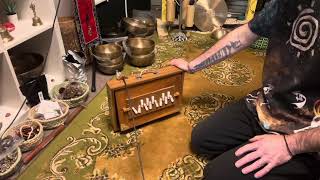 Shruti BoxSurpeti box amp foot pedal demonstration440hz perfect Octave tuning [upl. by Cavil]