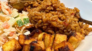 Simple smoky jollof rice recipe no blended tomatoes no firewood [upl. by Hughmanick]