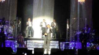 Jaheim sings Luther Vandross A House is Not a Home [upl. by Socha117]