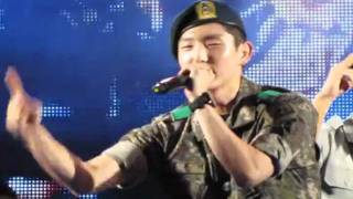 110806 Lee Joon Gi 李準基 singing RAP  Special Concert  fancam [upl. by Celeski]