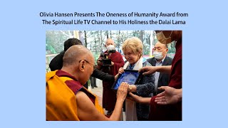 Presenting The Oneness of Humanity Award to The Dalai Lama [upl. by Lovato58]