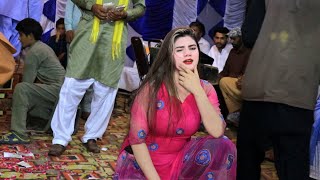 Rol chadiya e sanwal rol chadiya e madam kinza new dance performance By Bazi studio [upl. by Arakaj229]