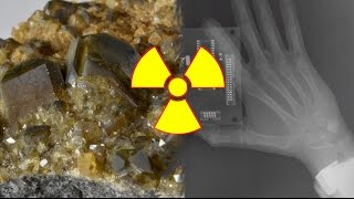 Radian Barite  Radio Baryte a naturally radioactive Radium mineral [upl. by Gschu]