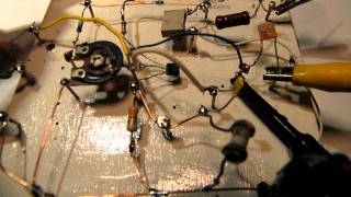 inductance meter 04 uH  170 uH radio coils schematic [upl. by Eidderf]