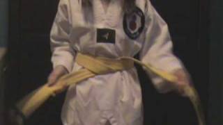 Comment attacher une ceinture de Taekwondo [upl. by Minni]