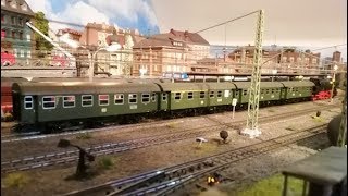 3achsige Umbauwagen der Deutschen Bundesbahn Märklin 00770 [upl. by Sussi]