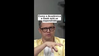 Como a Academic Geek está se expandido [upl. by Eaves696]