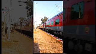 Ranchi railway Station nagpuri song by shortsfeed travel shortvideo nagpuri nagpurisong [upl. by Nnaxor9]