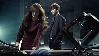 Lee Min Ho amp Kim Ji Soo Black Pink Samsonite CF [upl. by Yemiaj]