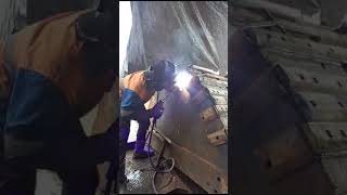 Repair bucket PC 450 komatsu bubut excavator PT Fathir Tehnik Utama [upl. by Elimac413]