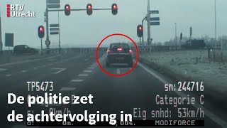 Verkeerspolitie deze Opel zorgt voor lange achtervolging l  RTV Utrecht [upl. by Grete]