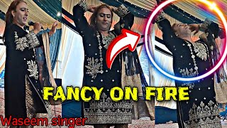 Kashmiri Dancer Fancy🔥 Dilbar Wafa Mea Kerzem😳  Waseem singer  Kashmiri song songs [upl. by Hermann]