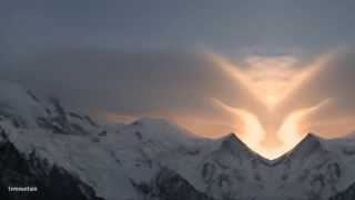 Aiguille du Goûter Les Houches Chamonix MontBlanc time lapse soleil nuages montagne [upl. by Lillian]