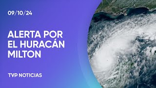 Hay 51 condados de Florida en alerta máxima por el huracán Milton [upl. by Morrissey137]