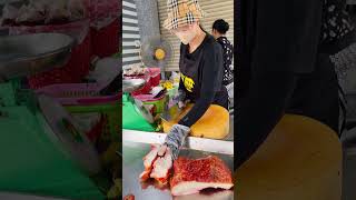 ♻️Amazing roast pork cutting skill shorts [upl. by Laux]