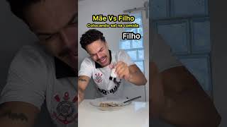 Mãe Vs Filho Colocando sal na comida [upl. by Anelhtak]