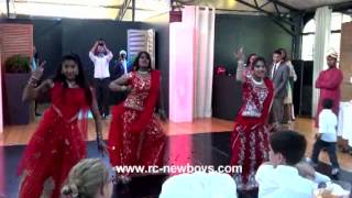 danse indienne rc new boys and girls mariage antillais Reuil Malmaison 24082013 Bollywood Remix [upl. by Ojillek]