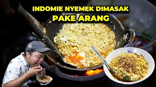 80 BUNGKUS LUDES DALAM 5 JAM JUALAN INDOMIE NYEMEK SEJAK TAHUN 2005 [upl. by Robson]