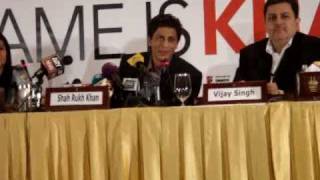 Shah Rukh Khans funny reply to a weird question in MNIK Abu Dhabi press conference [upl. by Adelle89]