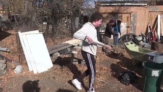 History students clean Buttes historic Cabbage Patch home to the downtrodden [upl. by Aicen249]